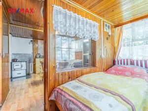 Prodej chaty, Jesenice, U Velkého rybníka, 25 m2