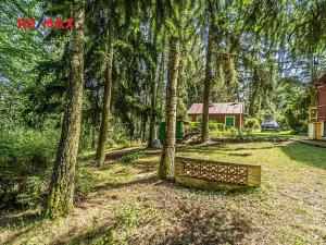 Prodej chaty, Jesenice, U Velkého rybníka, 25 m2