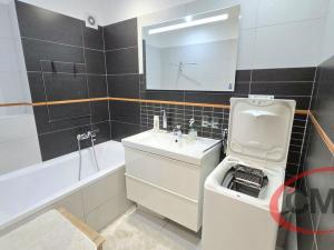 Pronájem bytu 3+1, Praha, Děkanská vinice II, 63 m2