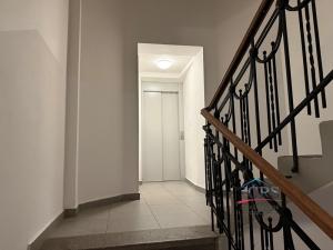Prodej bytu 1+1, Praha - Košíře, Brožíkova, 43 m2
