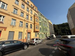 Prodej bytu 1+1, Praha - Košíře, Brožíkova, 43 m2