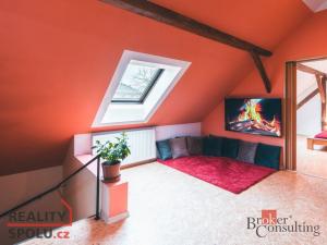 Prodej rodinného domu, Litohlavy, 340 m2