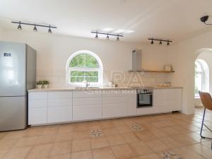 Prodej rodinného domu, Mukařov - Srbín, Nad Požárem, 290 m2