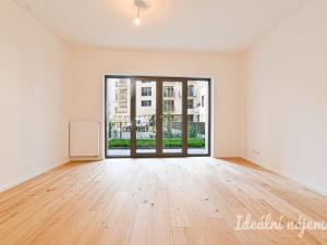 Pronájem bytu 1+kk, Brno, Bratislavská, 35 m2