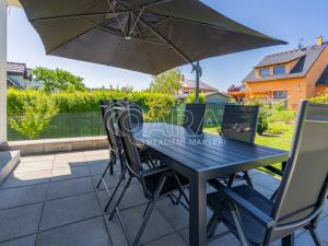 Prodej rodinného domu, Králův Dvůr - Levín, Na Lucberku, 98 m2