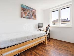Prodej rodinného domu, Králův Dvůr - Levín, Na Lucberku, 98 m2