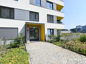 Pronájem bytu 2+kk, Praha - Karlín, Sokolova, 58 m2