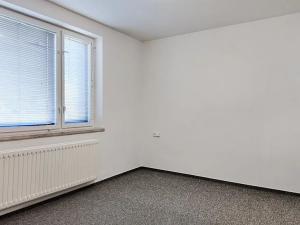 Pronájem bytu 3+1, Horní Jelení, Kolářského, 80 m2