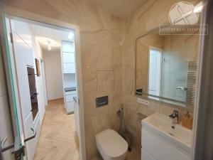 Pronájem bytu 2+1, Praha - Podolí, Podolská, 46 m2