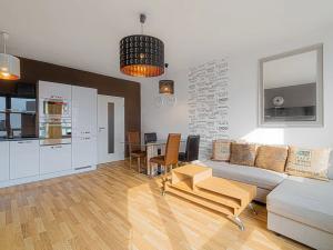 Pronájem bytu 2+kk, Ostrava, Jantarová, 60 m2