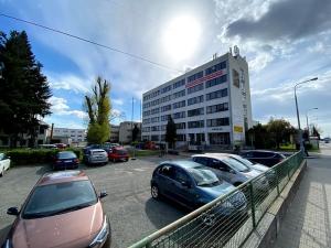 Pronájem kanceláře, Brno, Hněvkovského, 65 m2