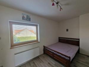 Prodej rodinného domu, Bašť, Okružní, 160 m2