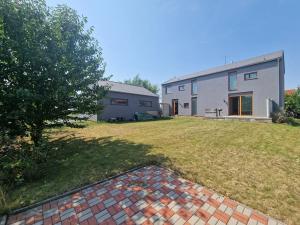 Prodej rodinného domu, Bašť, Okružní, 160 m2