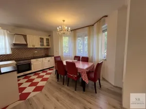 Prodej rodinného domu, Kolová, 144 m2