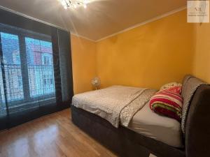 Pronájem bytu 2+kk, Karlovy Vary, Jateční, 46 m2
