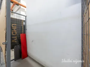 Pronájem bytu 1+kk, Praha - Horní Počernice, Běchorská, 48 m2