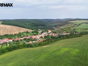 Prodej pole, Lovčice, 5541 m2