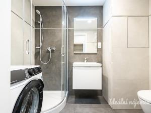 Pronájem bytu 1+kk, Praha - Háje, Výstavní, 33 m2