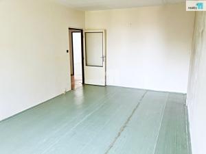 Prodej bytu 3+1, Staňkov - Staňkov I, Na Tržišti, 80 m2