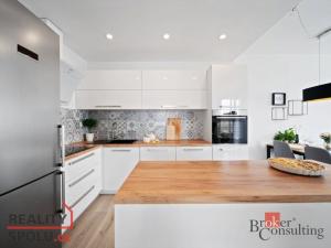Prodej bytu 2+kk, Pardubice - Zelené Předměstí, Pod Vinicí, 69 m2