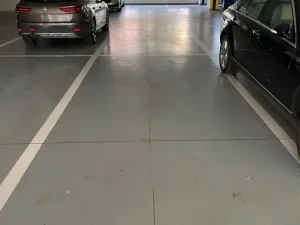 Pronájem garážového stání, Hradec Králové - Slezské Předměstí, Kubelíkova, 12 m2