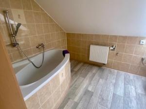 Pronájem bytu 1+kk, Kladno, Školská, 53 m2