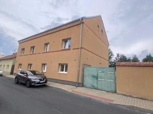 Pronájem bytu 1+kk, Kladno, Školská, 53 m2
