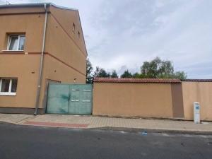 Pronájem bytu 1+kk, Kladno, Školská, 53 m2