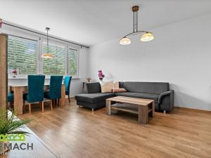 Prodej bytu 3+1, Uherské Hradiště - Mařatice, Sadová, 83 m2