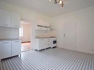 Pronájem rodinného domu, Praha - Dolní Měcholupy, V planinách, 185 m2