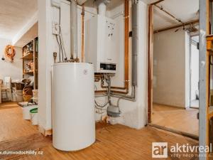 Prodej rodinného domu, Vodochody, 225 m2