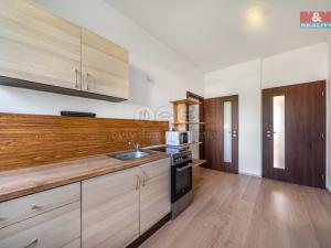 Prodej bytu 2+1, Poběžovice, Nádražní, 65 m2