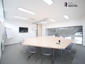 Pronájem kanceláře, Zlín - Prštné, třída Tomáše Bati, 33 m2