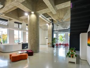 Pronájem kanceláře, Zlín - Prštné, třída Tomáše Bati, 33 m2