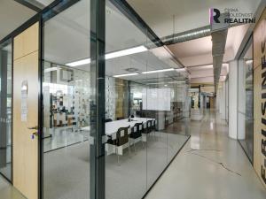 Pronájem kanceláře, Zlín - Prštné, třída Tomáše Bati, 33 m2