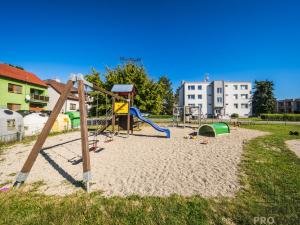 Prodej bytu 3+1, Ostrožská Nová Ves, Mírová, 86 m2