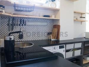 Pronájem bytu 1+kk, Praha, Myslbekova, 25 m2