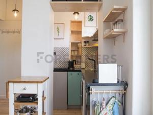 Pronájem bytu 1+kk, Praha, Myslbekova, 25 m2