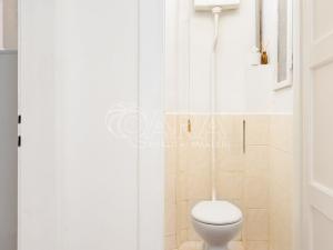 Pronájem bytu 1+kk, Praha - Smíchov, Kotevní, 30 m2