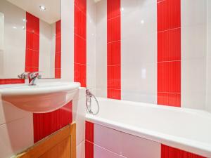 Prodej bytu 2+1, Ostrov, Severní, 55 m2