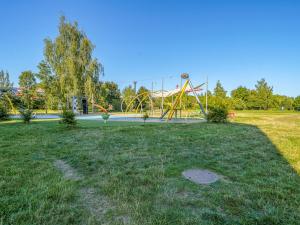 Prodej bytu 2+1, Ostrov, Severní, 55 m2