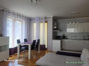 Pronájem bytu 2+kk, Praha - Holešovice, Komunardů, 60 m2