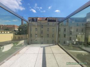 Pronájem bytu 2+kk, Praha - Holešovice, Komunardů, 60 m2