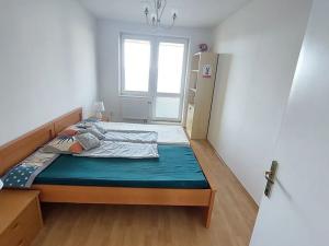 Pronájem bytu 4+1, Praha - Stodůlky, Volutová, 149 m2