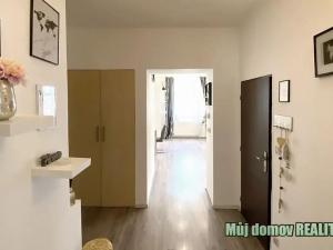 Pronájem bytu 3+kk, Praha - Střešovice, U střešovických hřišť, 95 m2