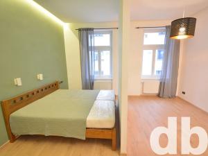 Pronájem bytu 1+kk, Karlovy Vary, Raisova, 32 m2