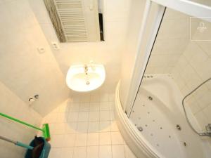 Pronájem bytu 2+kk, Praha - Strašnice, Štěchovická, 49 m2