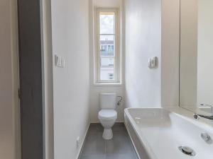 Pronájem bytu 1+kk, Praha - Holešovice, Na Maninách, 25 m2