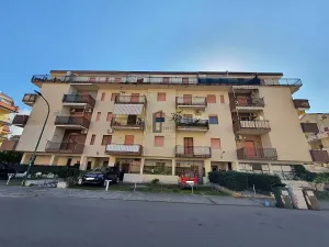 Prodej bytu 3+1, Scalea, Itálie, 65 m2