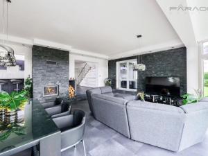 Prodej rodinného domu, Mníšek pod Brdy, Na Vyhlídce, 346 m2